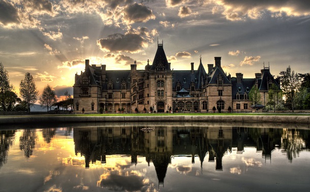 10-most-majestic-castles-in-america2