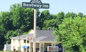 swat team at bestway inn in rock hill