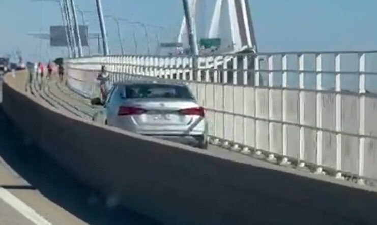Charleston Police Respond to Car on Ravenel Bridge Pedestrian Path