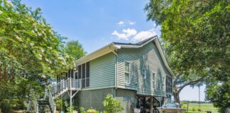 New 2 Bed 2 Bath 1,160 SqFt Mini-Manion Near Charleston Just Listed For $1.2 Million