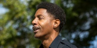 Historic Change: North Charleston Welcomes First New Mayor in 30 Years This Evening