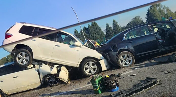 Major 10-Vehicle Pileup on I-26 Sends Nine to Hospital, Blocks Traffic