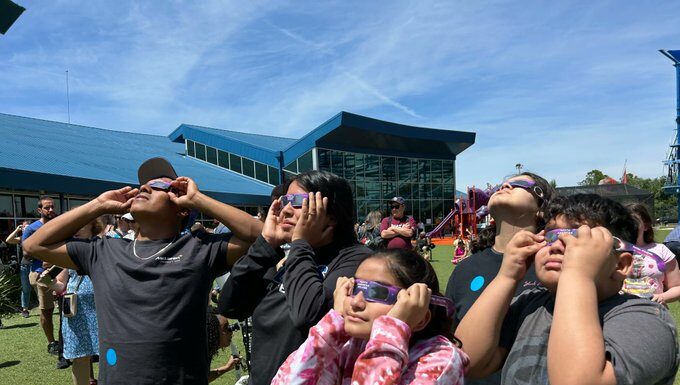 Tampa Bay Families Flock to MOSI for Solar Eclipse Watch Party