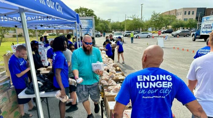 St. Pete Non-Profit Takes On Food Deserts with Community Support
