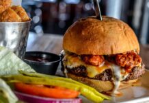 Tampa Bay Area Ultimate Guide to National Burger Day
