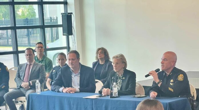 Tampa Leaders Discuss Violence Prevention with SoHo Residents