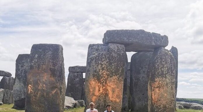 Protesters Arrested after 5000-year-old Stonehenge Monument Spray-Painted Orange
