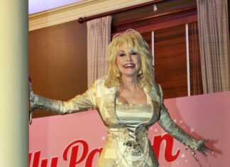 Dolly’s New 20,000-Square-Foot Nashville Museum Is Open—and You Don’t Need a Hotel Room Dolly Parton poses at a Sydney appearance in November 2011; file photograph, not the Nashville museum opening.